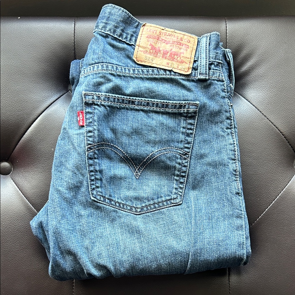 Levi's Relaxed Fit Men's Jeans in Classic Blue W31 L32